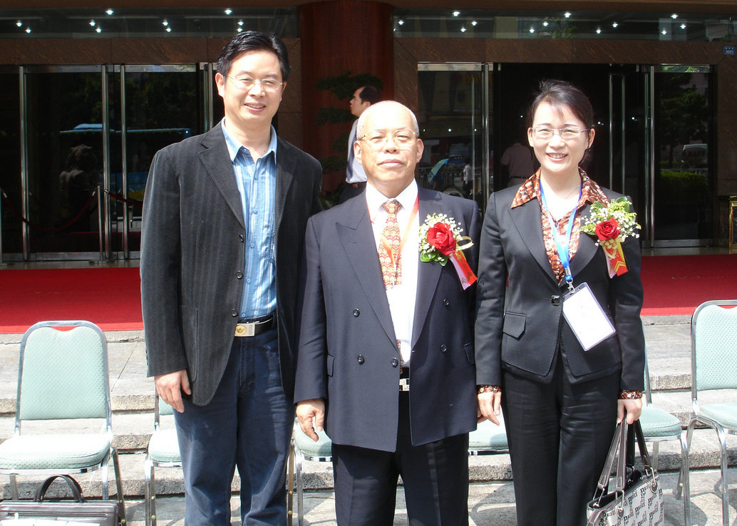 日本機能性離子協會副會長山田真裕教授與潔爾爽公司進行學術交流（2010）